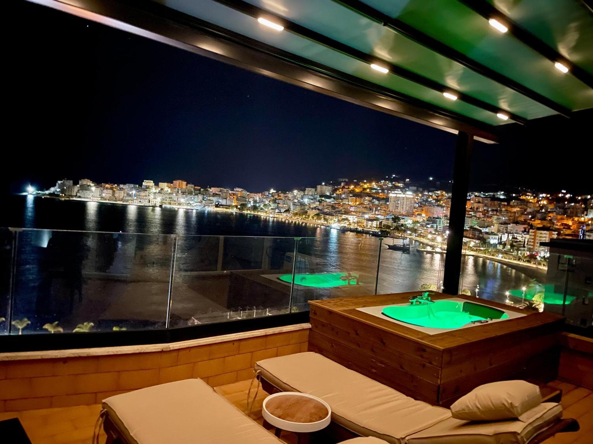 Апартаменты Seaview Golden Penthouse Саранда Экстерьер фото