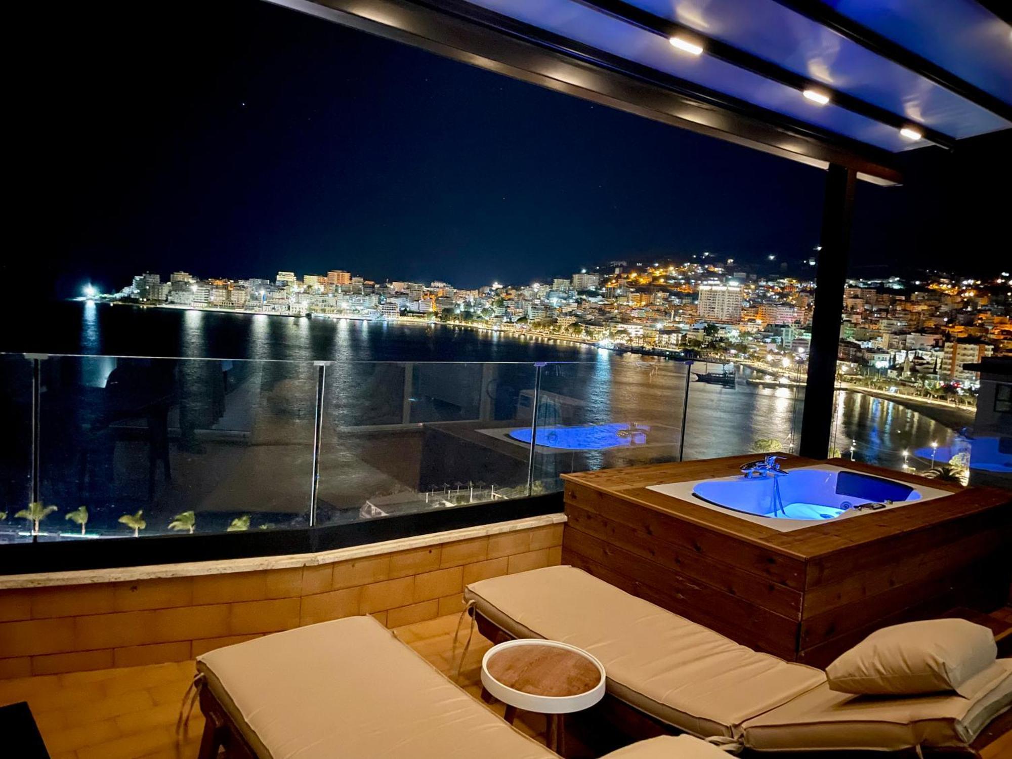 Апартаменты Seaview Golden Penthouse Саранда Экстерьер фото